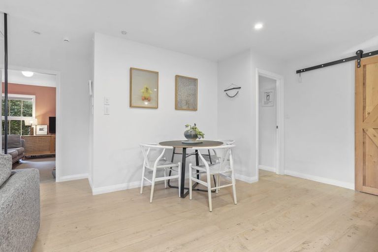 Photo of property in 80 Waima Crescent, Titirangi, Auckland, 0604