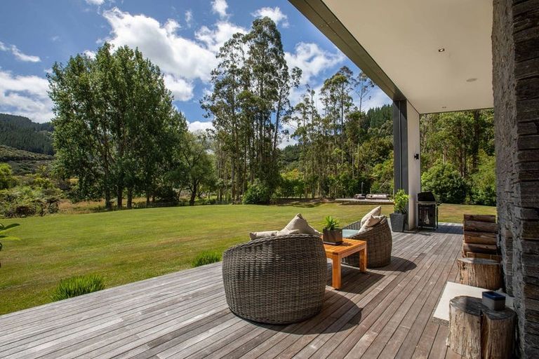 Photo of property in 1059 Akatarawa Road, Akatarawa, Upper Hutt, 5372