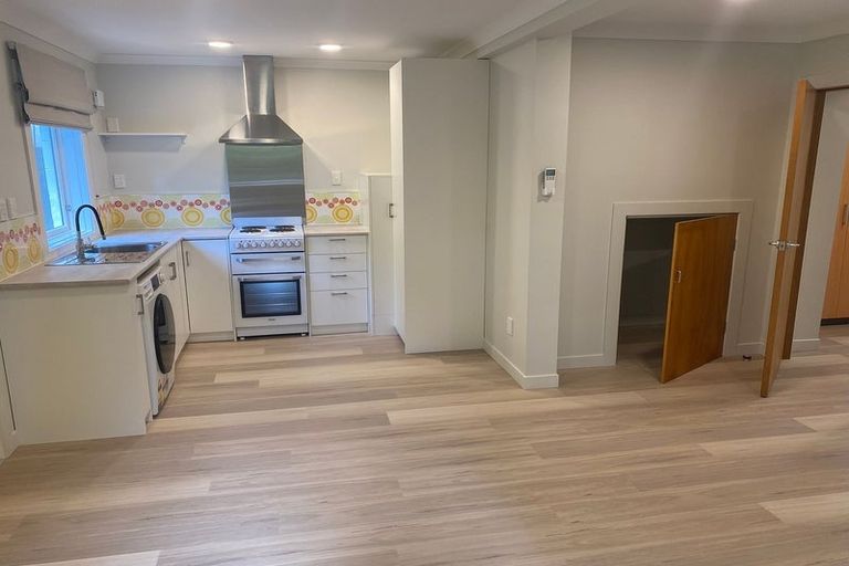 Photo of property in 29 Spencer Street, Crofton Downs, Wellington, 6035