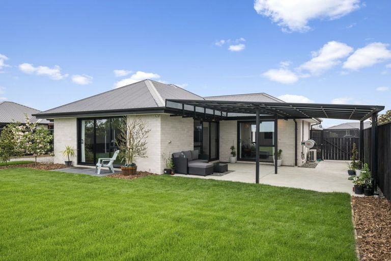 Photo of property in 37 Chris Drive, Rolleston, 7614