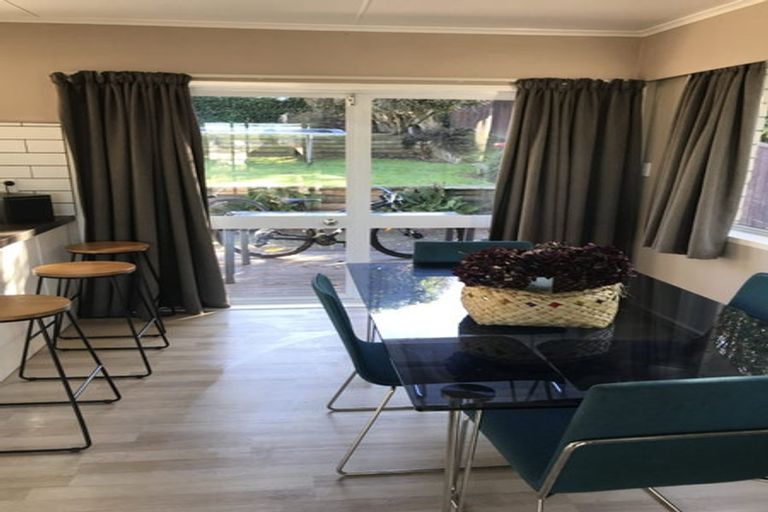 Photo of property in 4 Liston Avenue, Hilltop, Taupo, 3330