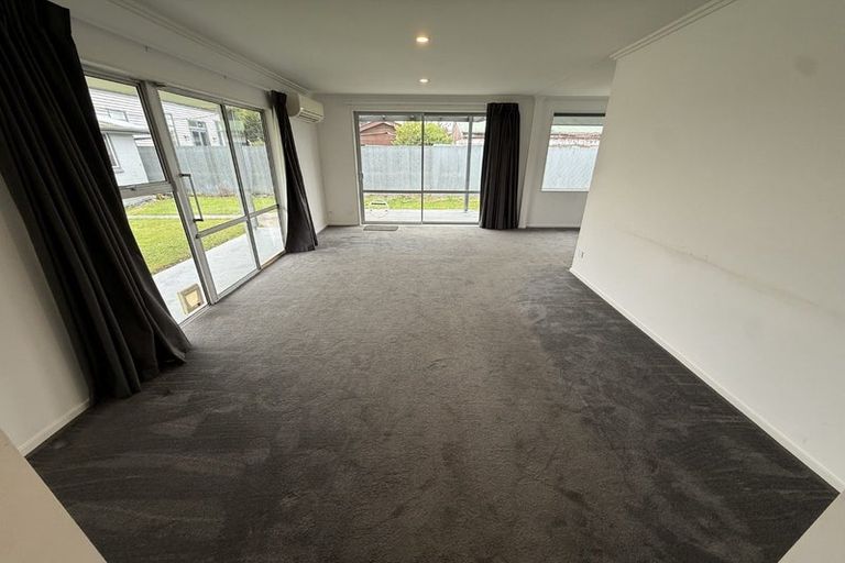 Photo of property in 4 Coates Place, Rangiora, 7400