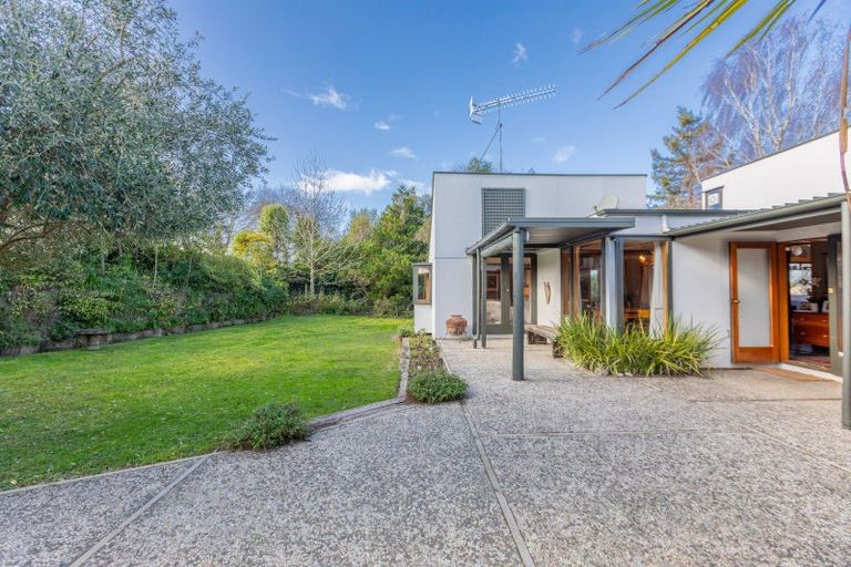 Photo of property in 17 Domain Road, Waipawa, 4210