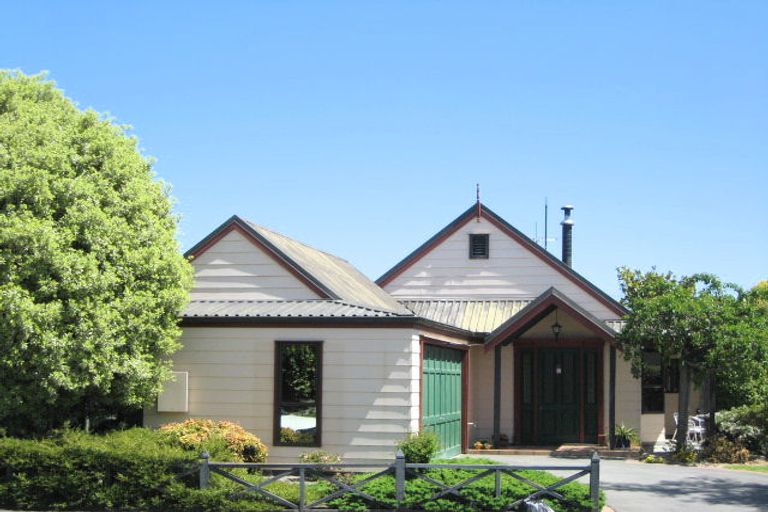 Photo of property in 63 Dunbarton Street, Redwood, Christchurch, 8051