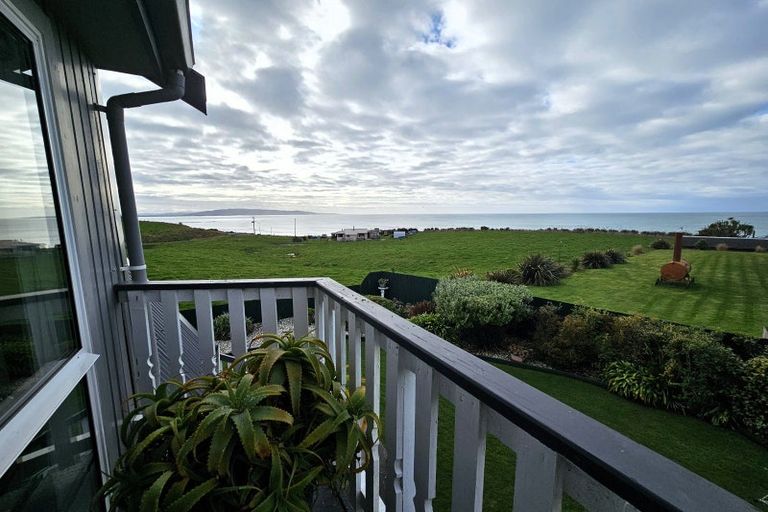 Photo of property in 10 Rimu Street, Kaka Point, Balclutha, 9271