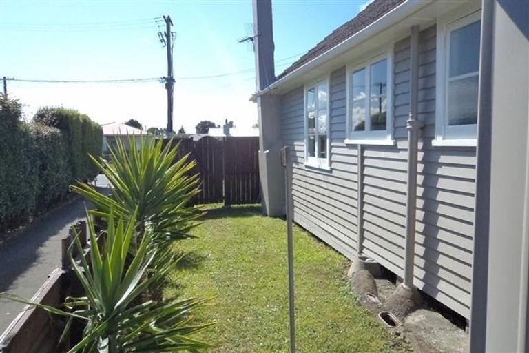 Photo of property in 1/9 Cornwall Road, Mangere, Auckland, 2022