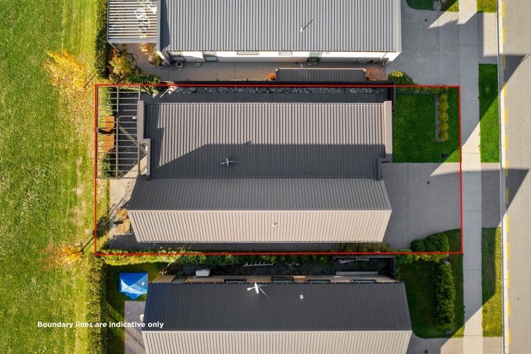 Photo of property in 9 Mount Creighton Crescent, Wanaka, 9305