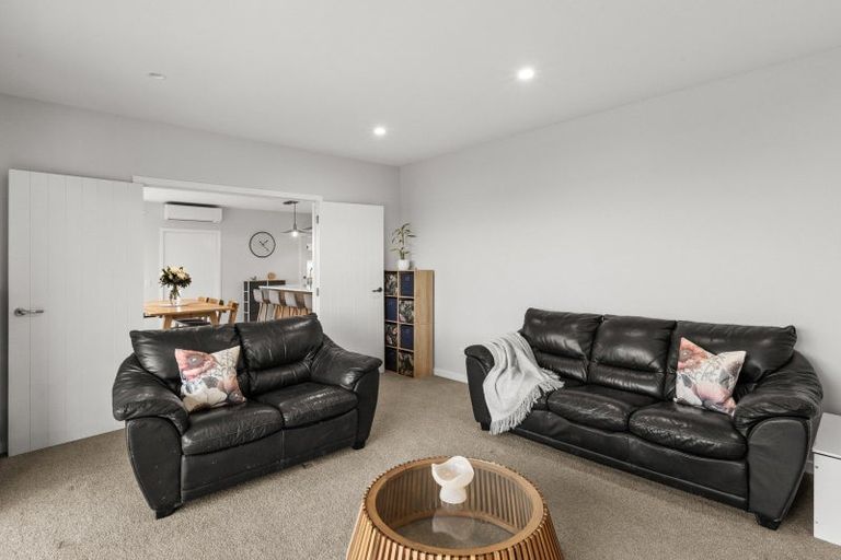 Photo of property in 22 Quarry Ridge, Poraiti, Napier, 4182