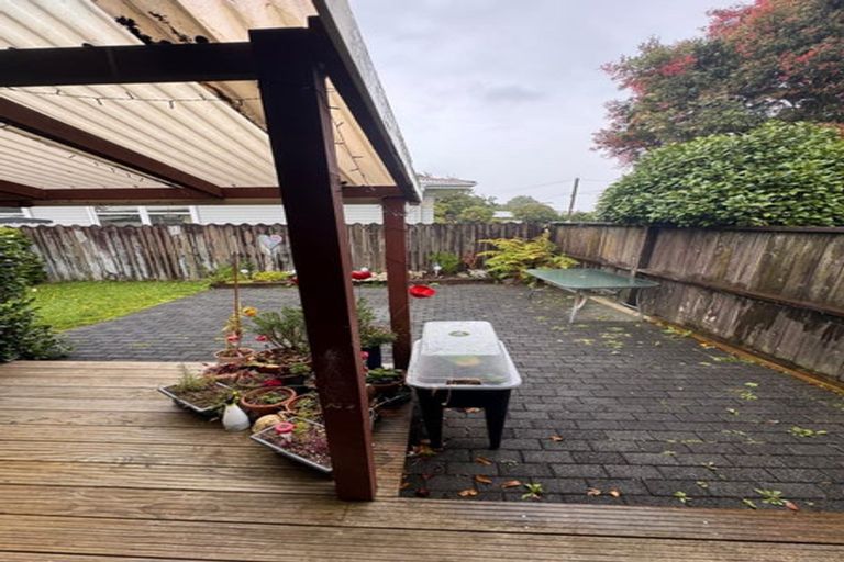 Photo of property in 8 Oregon Place, Papakura, 2110