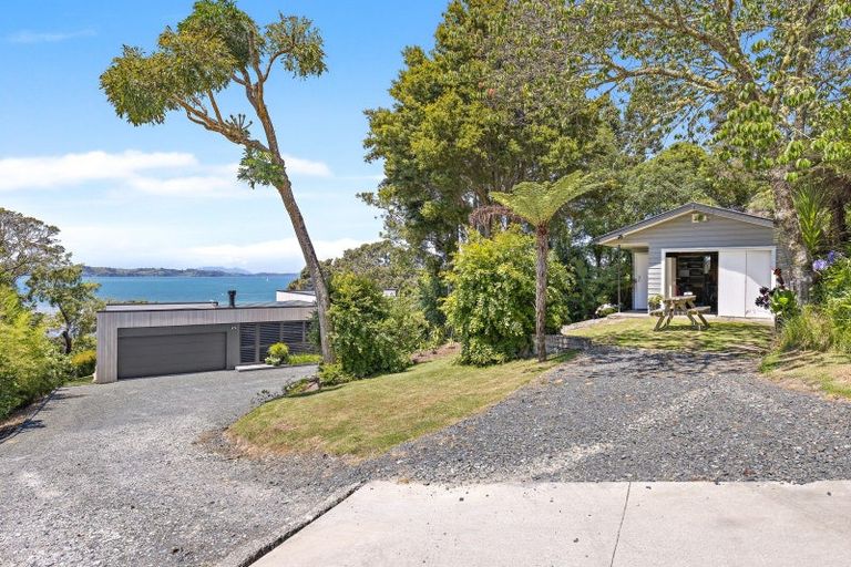 Photo of property in 17 Rangimaarie Crescent, Snells Beach, 0920