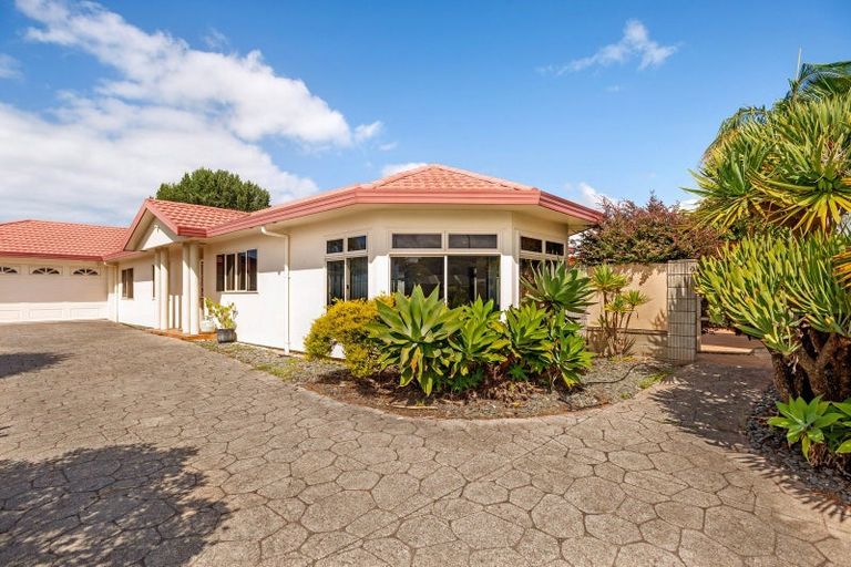 Photo of property in 68 Potae Avenue, Lytton West, Gisborne, 4010