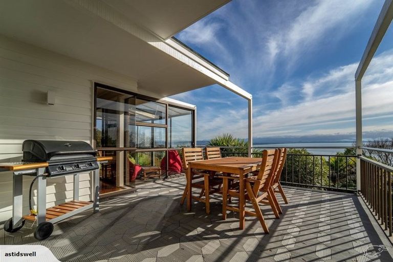 Photo of property in 16 Moncrieff Avenue, Britannia Heights, Nelson, 7010