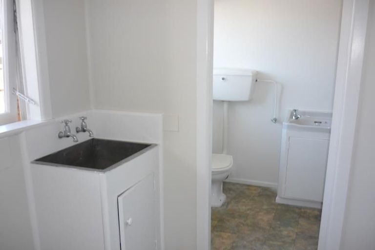 Photo of property in 2/120 Puhinui Road, Papatoetoe, Auckland, 2104