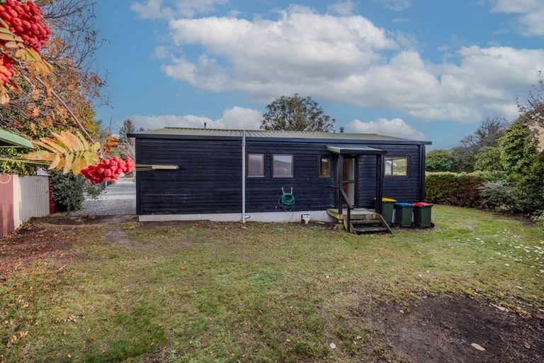 Photo of property in 37 Totara Terrace, Wanaka, 9305