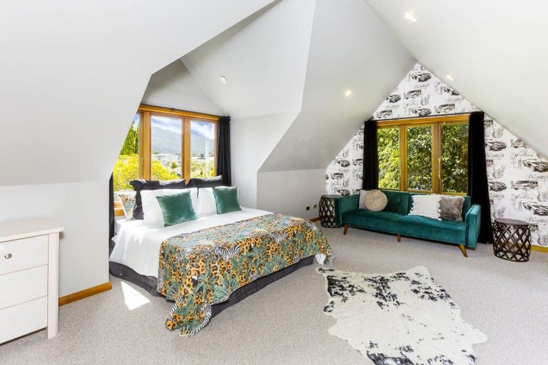 Photo of property in 16 Benzie Avenue, Wallaceville, Upper Hutt, 5018