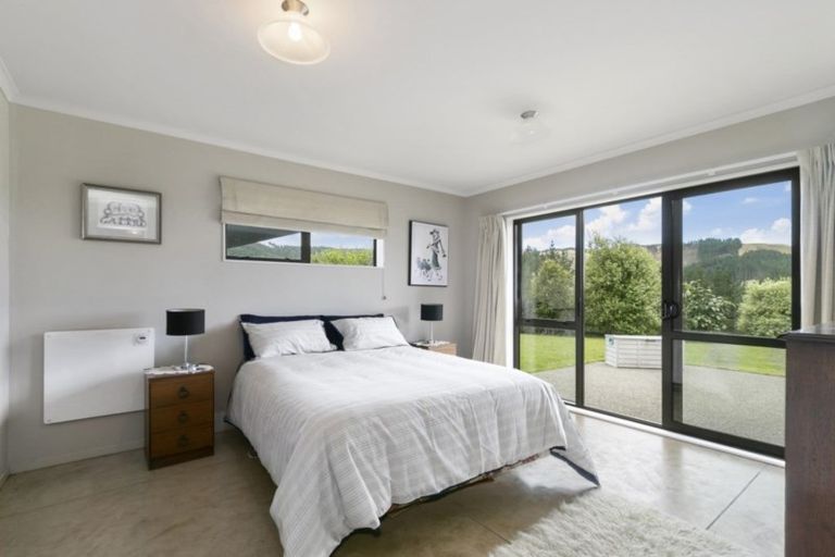 Photo of property in 91b Kakariki Way, Whitemans Valley, Upper Hutt, 5371