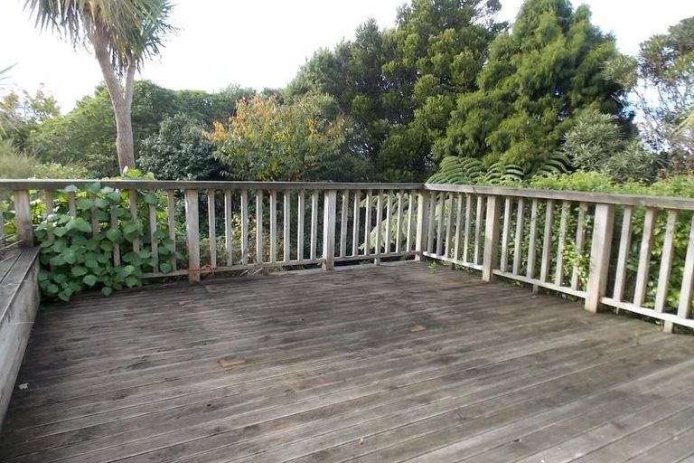 Photo of property in 70 Chamberlain Road, Karori, Wellington, 6012