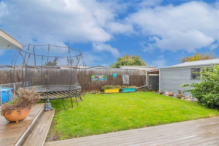 Photo of property in 28 Essex Crescent, Whakatu, Hastings, 4102