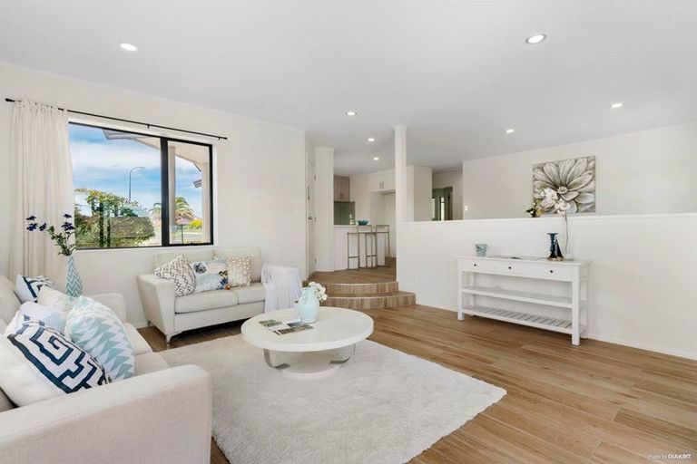 Photo of property in 189 Burswood Drive, Burswood, Auckland, 2013