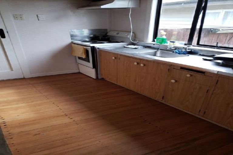 Photo of property in 19 Knighton Road, Hillcrest, Hamilton, 3216