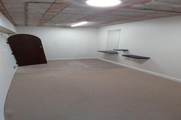 Photo of property in 130 Smart Road, Glen Avon, New Plymouth, 4372