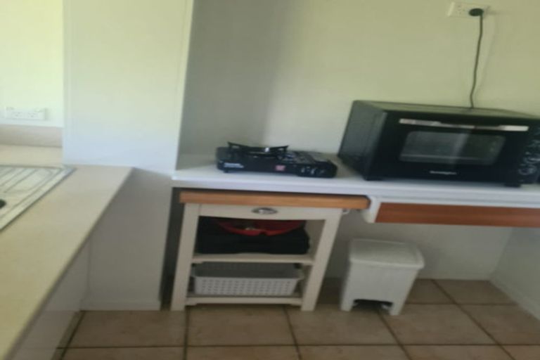 Photo of property in 2/30 Matipo Road, Mairangi Bay, Auckland, 0630