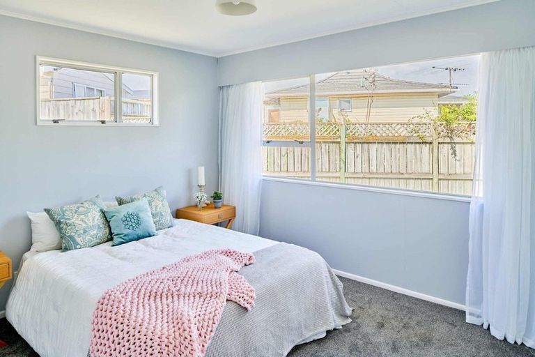 Photo of property in 9 Clipper Street, Titahi Bay, Porirua, 5022