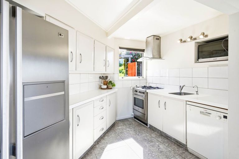 Photo of property in 4 Salmond Street, Halfway Bush, Dunedin, 9010