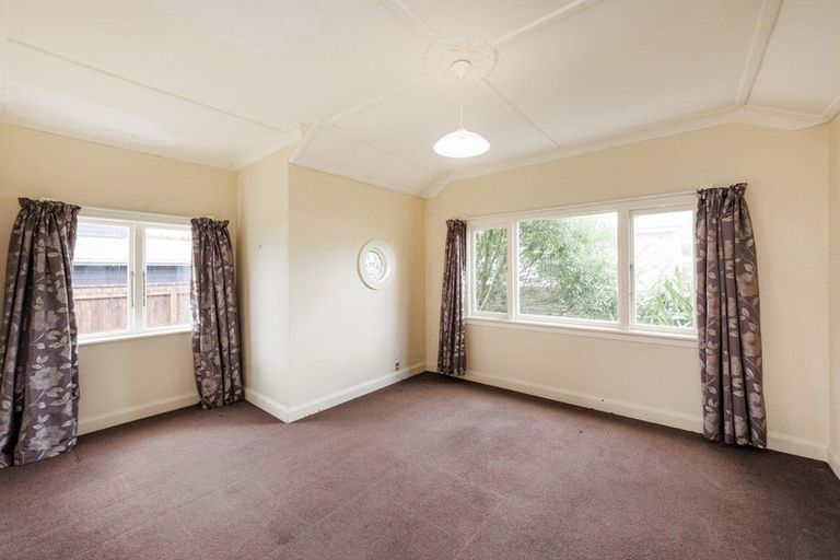 Photo of property in 34 Wellington Street, Feilding, 4702