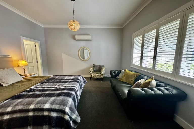 Photo of property in 18 Cuba Street, Petone, Lower Hutt, 5012