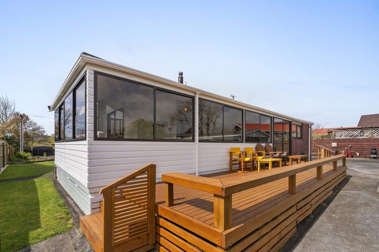 Photo of property in 12 Dunn Street, Egmont Village, 4372