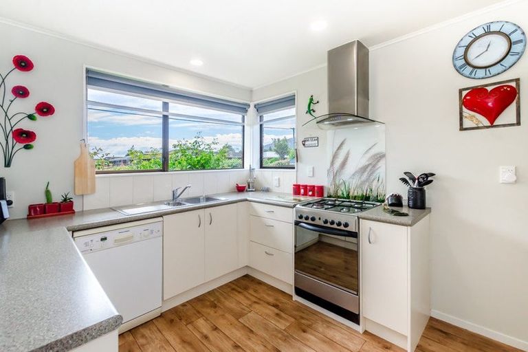 Photo of property in 50 Rimu Street, Waikanae, 5036