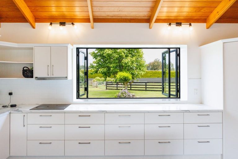 Photo of property in 14 Simpson Road, Westmere, Whanganui, 4574