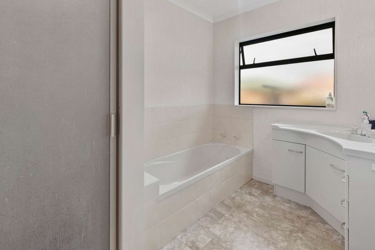 Photo of property in 4 Mews Place, Forest Lake, Hamilton, 3200