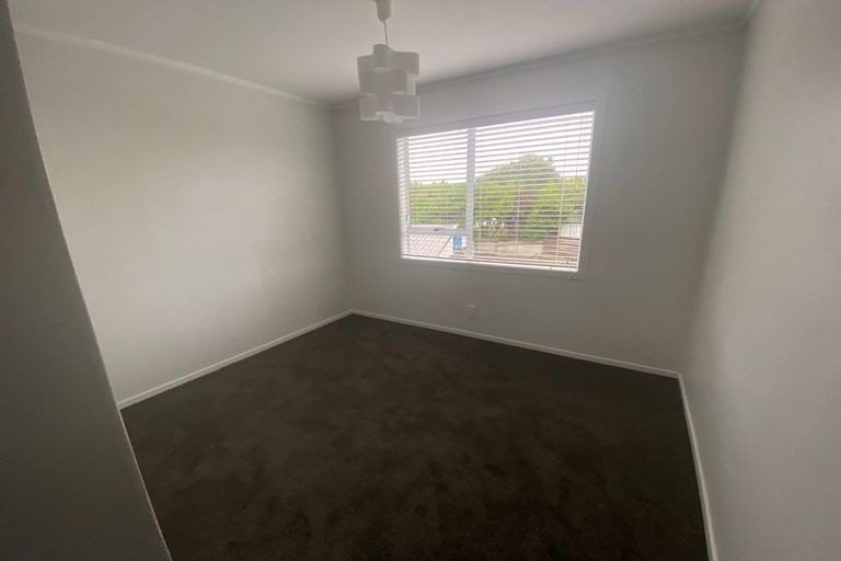 Photo of property in 84 Ravenwood Drive, Forrest Hill, Auckland, 0620