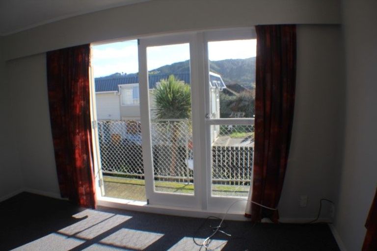 Photo of property in Wellway Flats, 45 Mcparland Street, Ebdentown, Upper Hutt, 5018