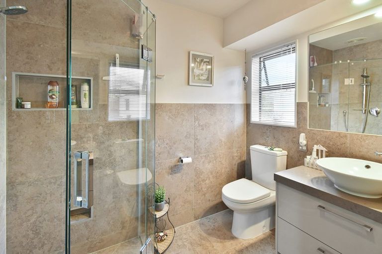 Photo of property in 113 Rushgreen Avenue, Pahurehure, Papakura, 2113