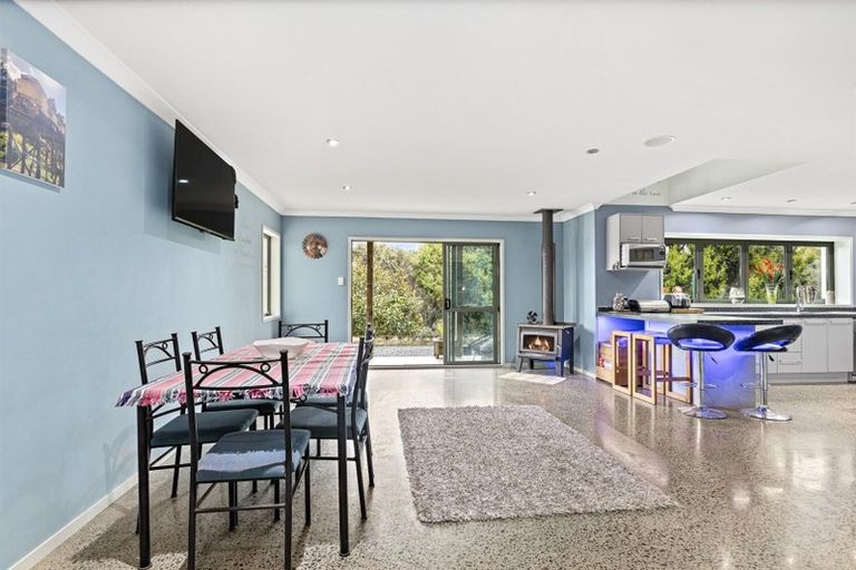 Photo of property in 52b Downer Access Road, Kaukapakapa, 0873