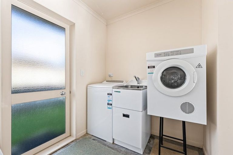 Photo of property in 14 South Road, Waipu, 0510