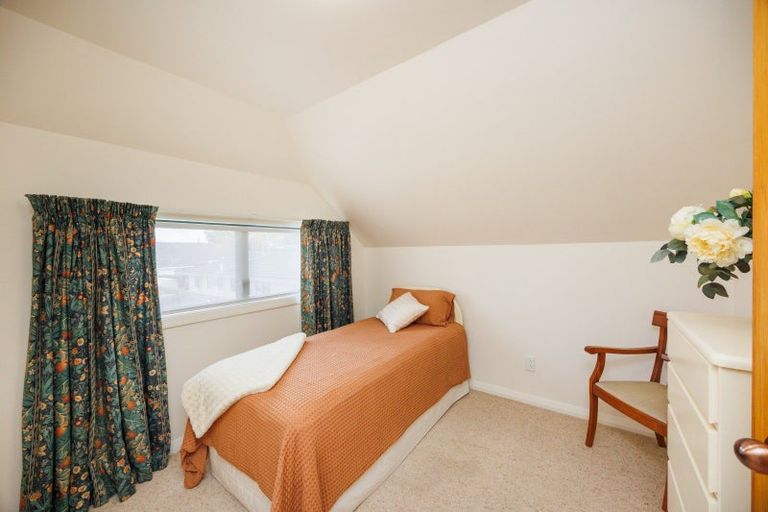 Photo of property in 76a Albert Street, Palmerston North, 4414