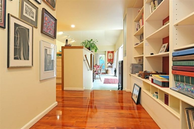 Photo of property in 23 Mchardy Street, Havelock North, 4130