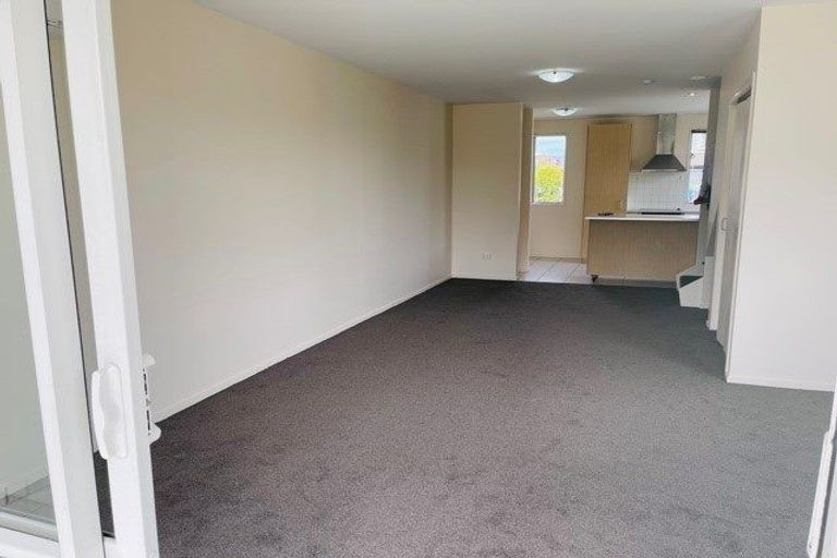 Photo of property in 3/23 Opito Way, East Tamaki, Auckland, 2013