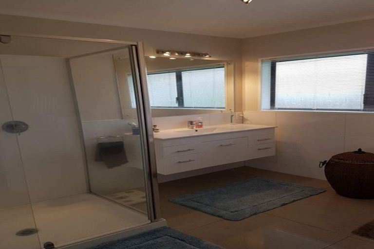 Photo of property in 2/46 Willis Road, Papakura, 2110