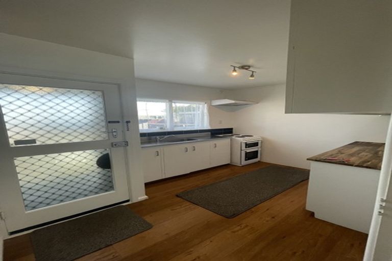 Photo of property in 2/65 Lincoln Road, Hillmorton, Christchurch, 8024