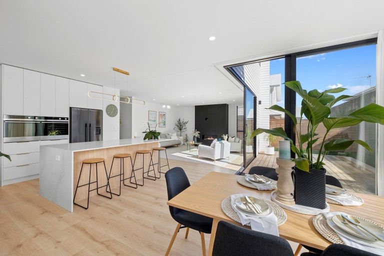 Photo of property in 6 Te Ara O Ngakeiha, Fitzroy, New Plymouth, 4312