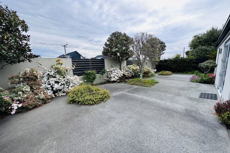 Photo of property in 70 Jeffreys Road, Fendalton, Christchurch, 8052
