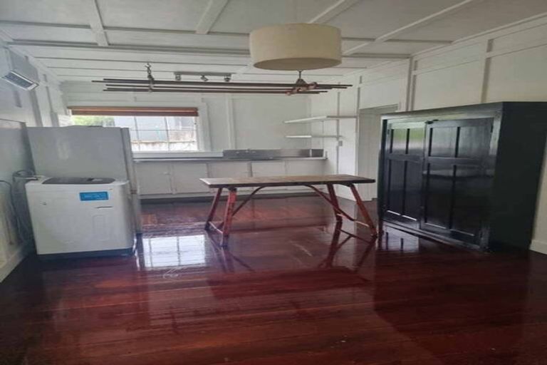 Photo of property in 18a Annandale Street, Lynmouth, New Plymouth, 4310