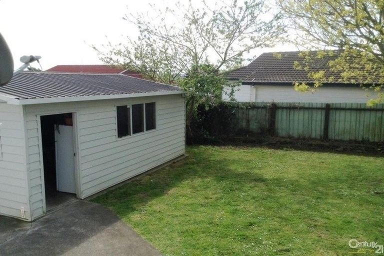 Photo of property in 75 Burundi Avenue, Clendon Park, Auckland, 2103
