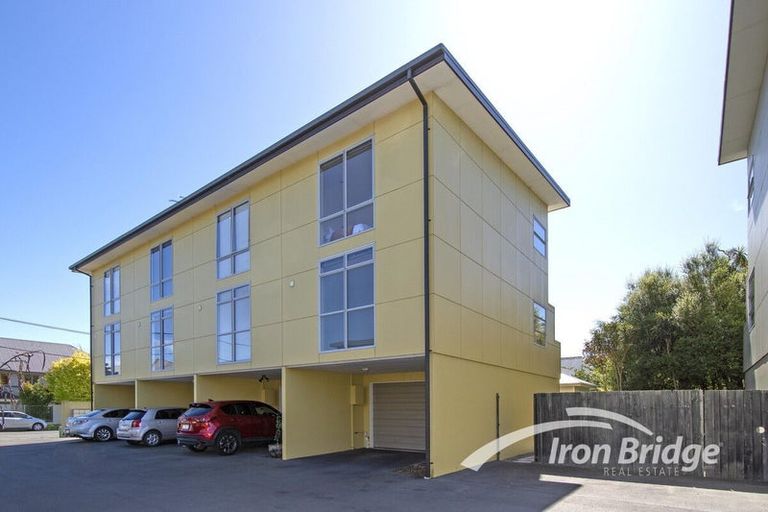 Photo of property in 4/54 Champion Street, Edgeware, Christchurch, 8013