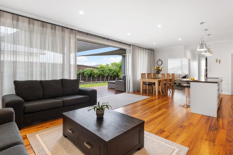 Photo of property in 8 Benmore Crescent, Pyes Pa, Tauranga, 3112